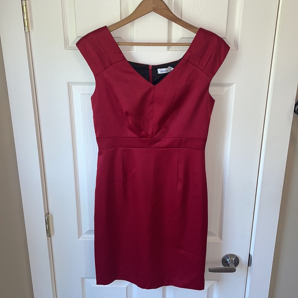 ❤️ Ricki’s Red Satin Sheen Dress size 6